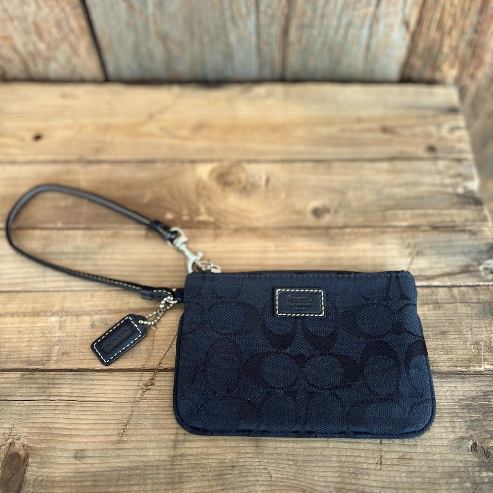 Coach Corner Zip Wristlet